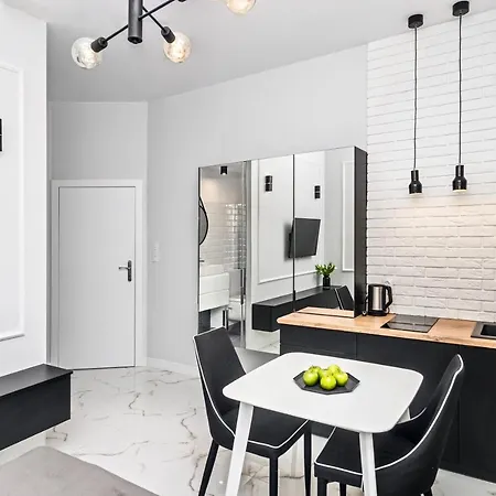 Neatspace - Ruska Center * Вроцлав