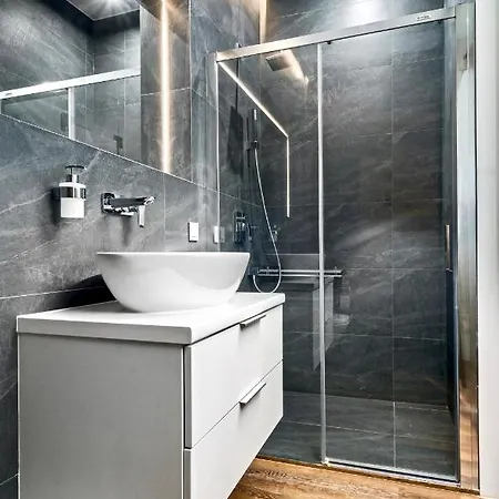 Neatspace - Ruska Center Apartmán Vratislav